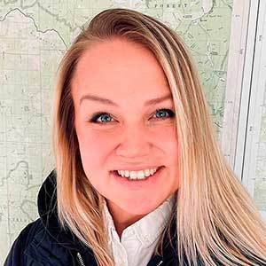 Eira Ney MSc., näringsråd för hästar